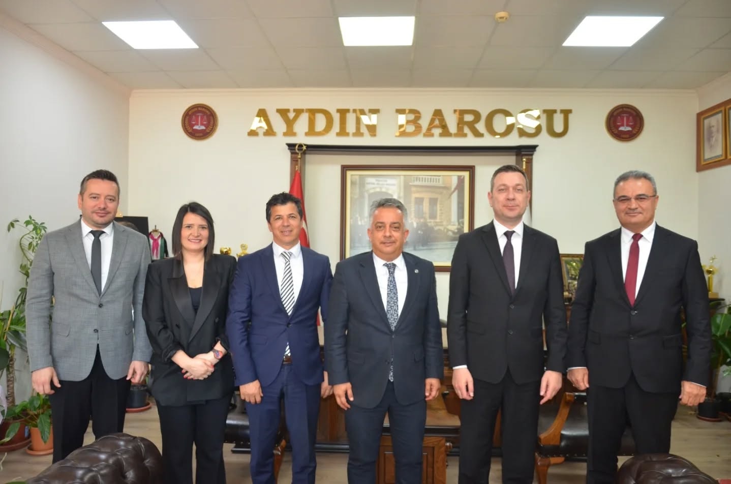 Denizbank Genel Müdür Yardımcısı İzzet Oğuzhan Özark , Denizbank Ege Bölge Müdürü