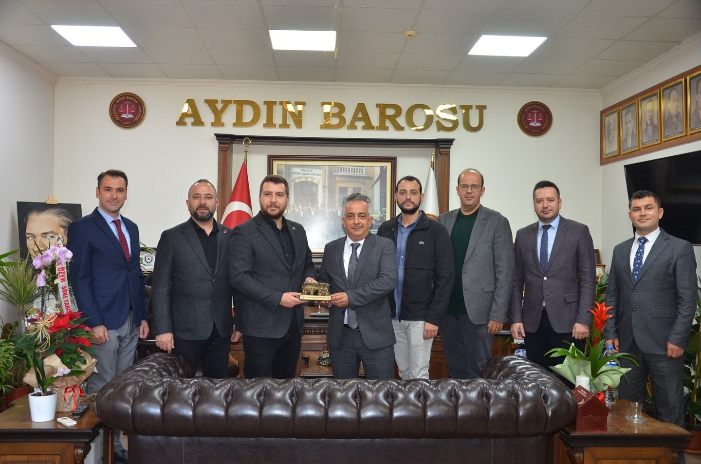 AYDIN YÖNETİCİ SANAYİCİ VE İŞ ADAMLARI DERNEĞİ (AY-SİAD) BAŞKANI FIRAT BARIŞIK VE