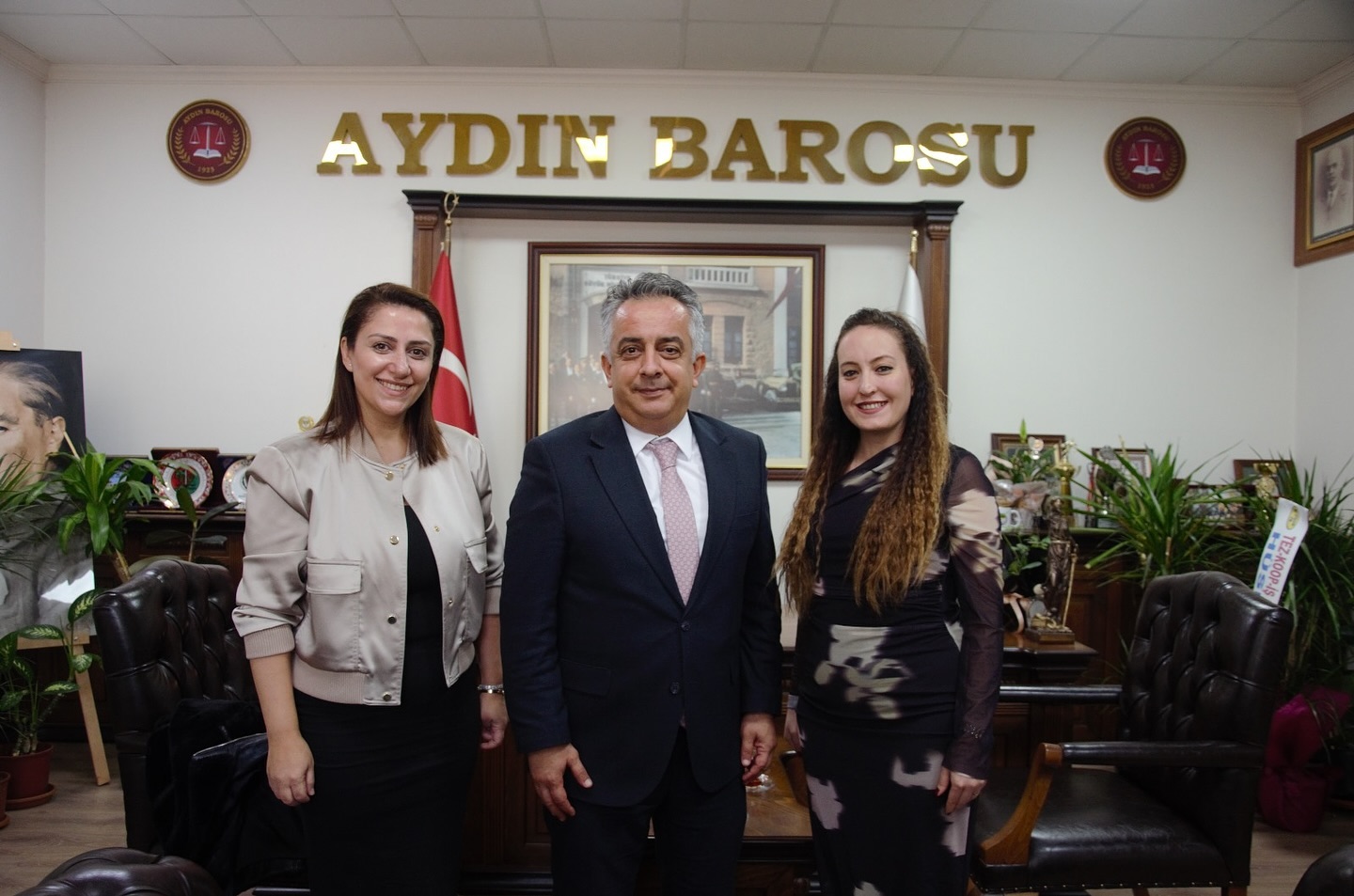 TÜRKİYE EKONOMİ BANKASI (TEB) AYDIN ÇARŞI ŞUBE MÜDÜRÜ CANAN ÇELENK VE YILDIZ