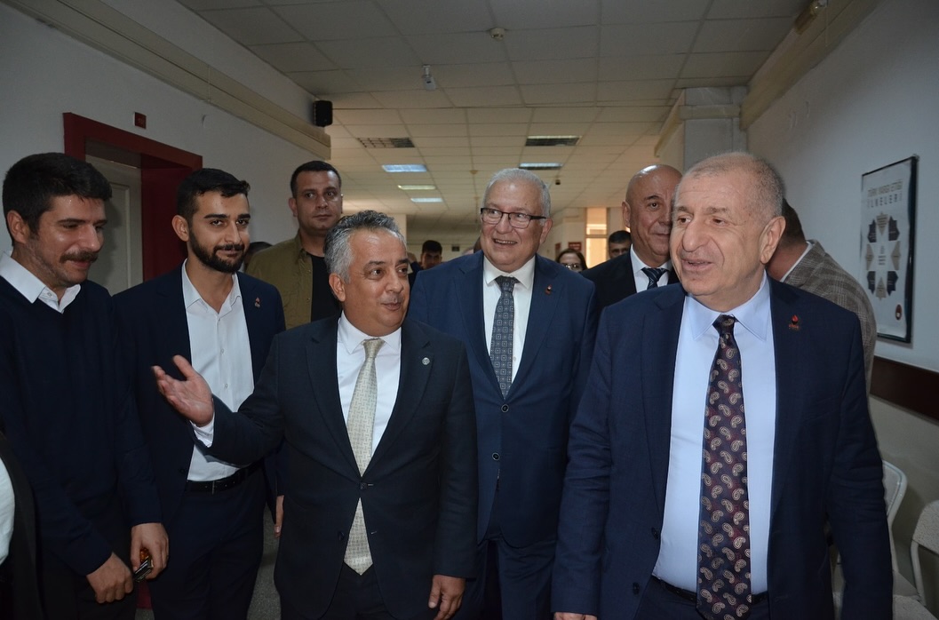 Zafer Partisi Genel Başkanı Sayın Prof. Dr. Ümit ÖZDAĞ ve beraberindeki heyet Baro