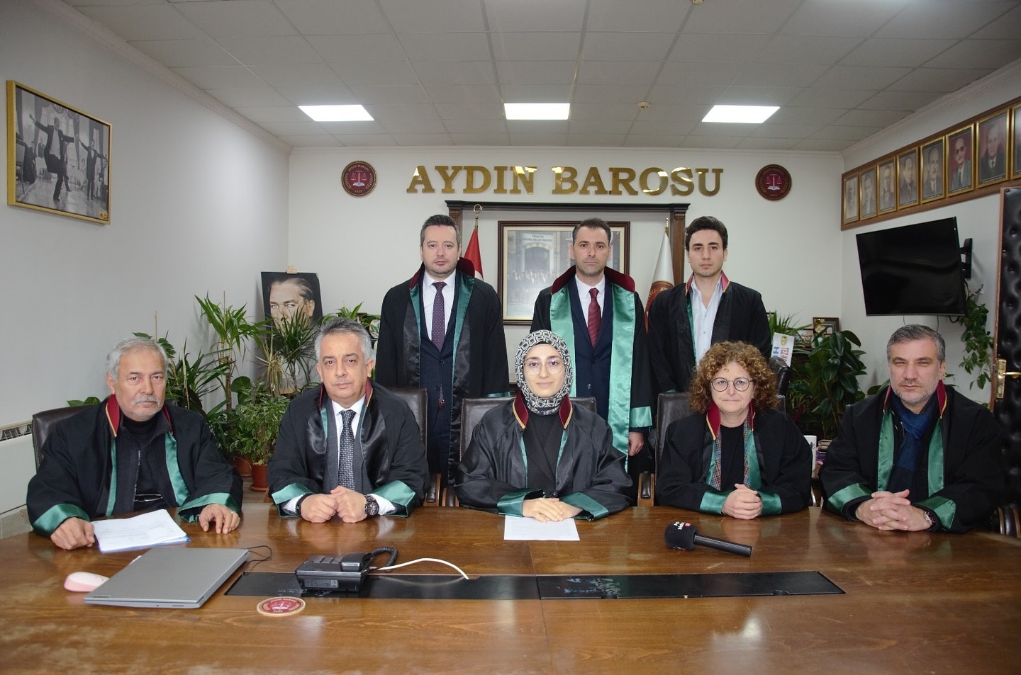 10 ARALIK “DÜNYA İNSAN HAKLARI” GÜNÜ NEDENİYLE BUGÜN AYDIN BAROSU BAŞKANLIK ODASINDA