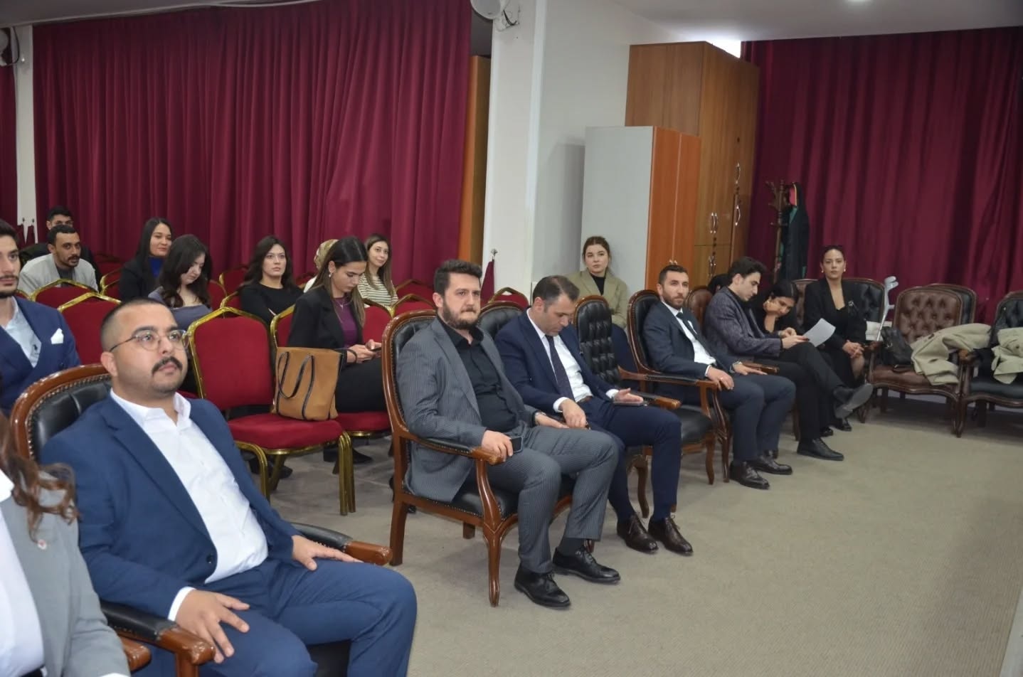 Bugün gerçekleştirilen Genç Avukatlar Meclisi Genel Kurulumuzda yapılan oylama