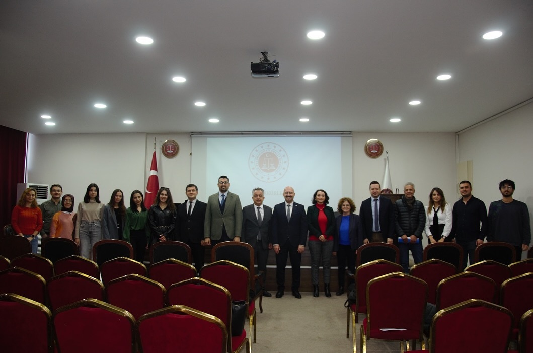 AYDIN ADLİYESİ ADLİ DESTEK VE MAĞDUR HİZMETLERİ MÜDÜRLÜĞÜ TARAFINDAN ÇOCUKLA KİŞİSEL