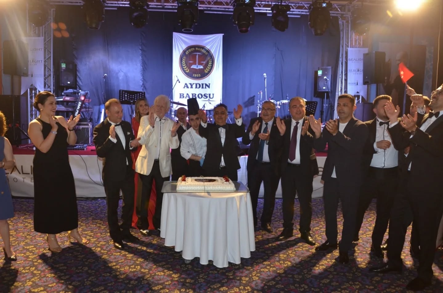 Aydın Barosu Geleneksel Avukatlar Günü Balosu, Kuşadası Sealight Resort Otelde