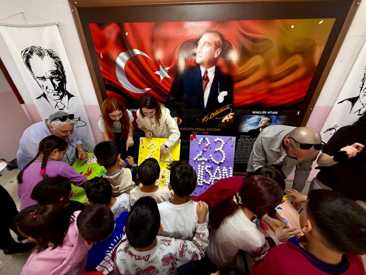Aydın Barosu Çocuk Hakları Merkezi, Aydın Adnan Menderes Üniversitesi Meslek
