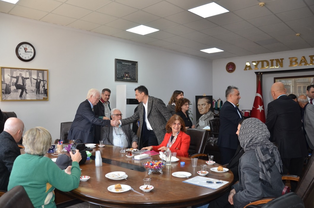 GELENEKSEL BAYRAMLAŞMAMIZ MESLEKTAŞLARIMIZIN DA KATILIMI İLE BUGÜN AYDIN BAROSU
