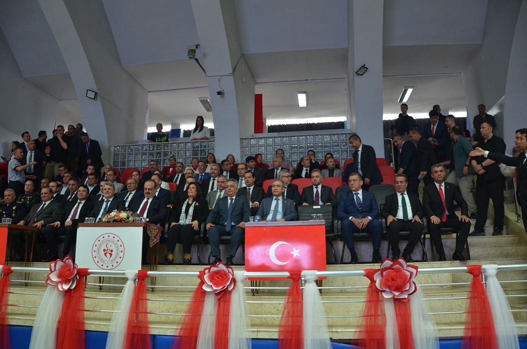 AYDIN VALİLİĞİ VE AYDIN İL MİLLİ EĞİTİM MÜDÜRLÜĞÜ’NÜN DÜZENLEMİŞ OLDUĞU 23 NİSAN