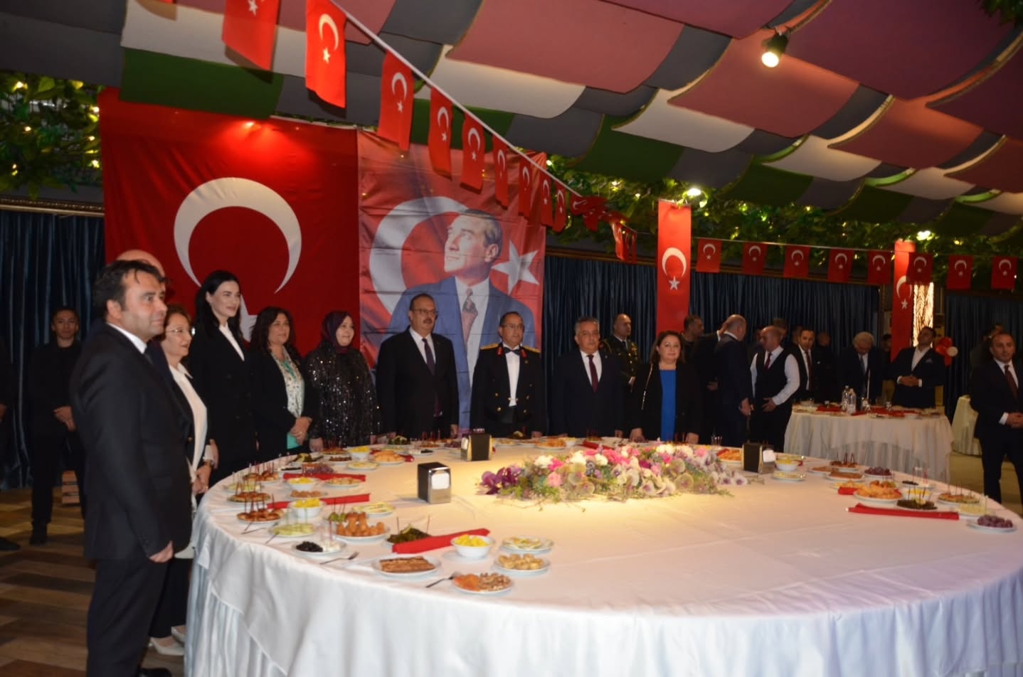 Aydın Valiliği tarafından düzenlenen 29 Ekim Cumhuriyet Bayramı Resepsiyonu_na Baro