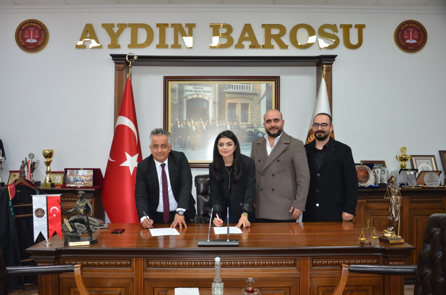 Baromuz ile Leona Chocolate and Coffee arasında indirim protokolü imzalanmıştır